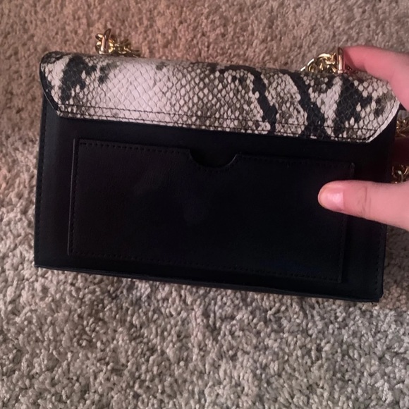 Purse - Picture 2 of 3